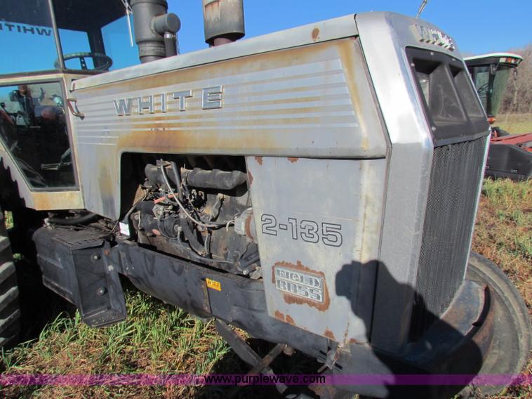 image for item E8174 White 2-135 Field Boss tractor