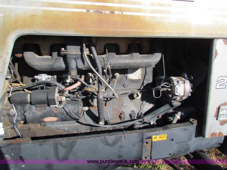 image for item E8174 White 2-135 Field Boss tractor