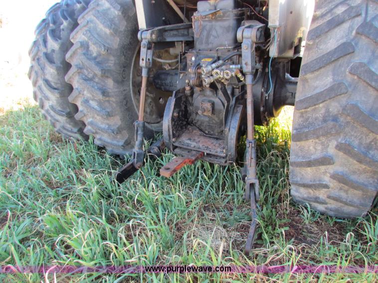 image for item E8174 White 2-135 Field Boss tractor