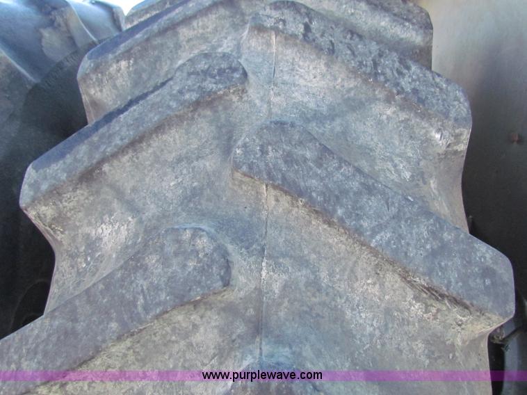 image for item E8174 White 2-135 Field Boss tractor