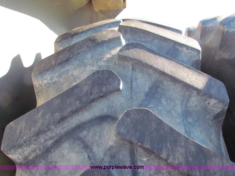 image for item E8174 White 2-135 Field Boss tractor