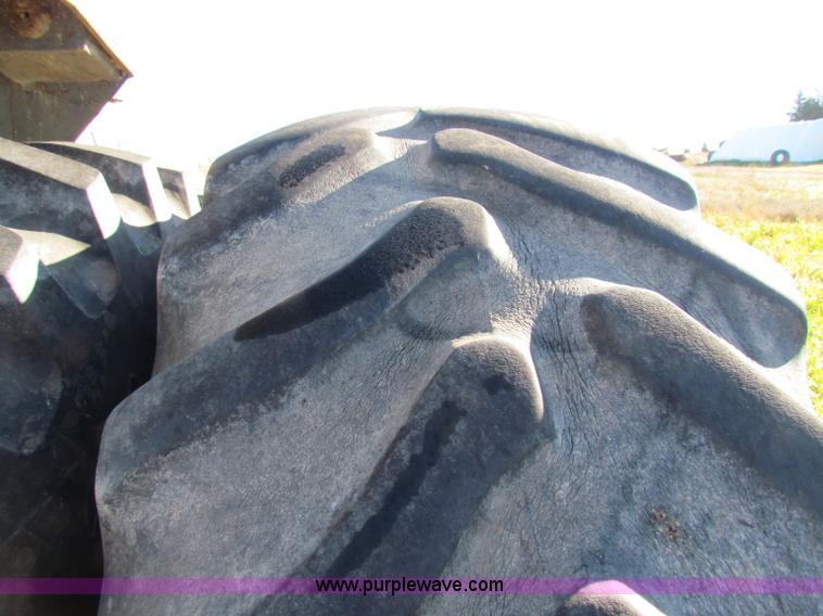 image for item E8174 White 2-135 Field Boss tractor