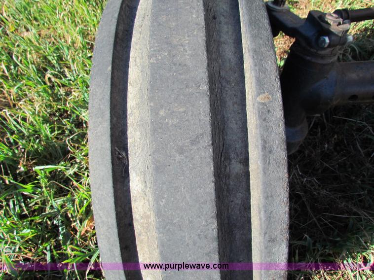 image for item E8174 White 2-135 Field Boss tractor