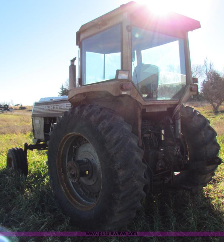 image for item E8175 White 2-105 Field Boss tractor