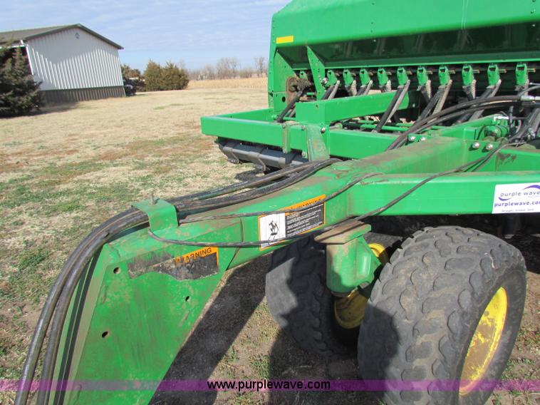 image for item E8184 John Deere 1590 no-till grain drill