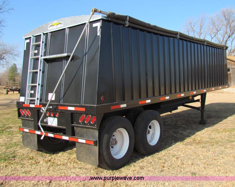 image for item E8185 2012 shop built grain trailer