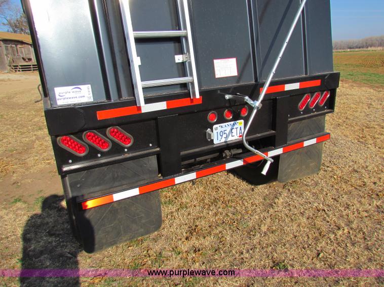 image for item E8185 2012 shop built grain trailer
