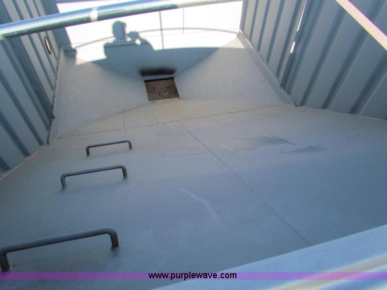 image for item E8185 2012 shop built grain trailer