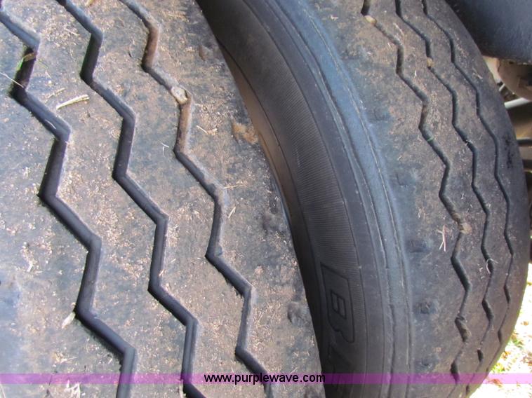 image for item E8185 2012 shop built grain trailer