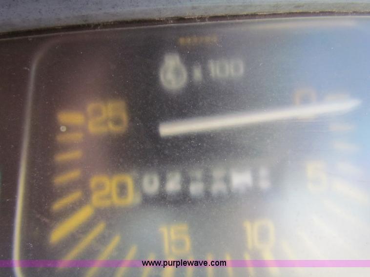 image for item E8189 Ford tractor with loader