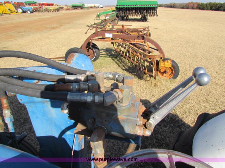 image for item E8189 Ford tractor with loader