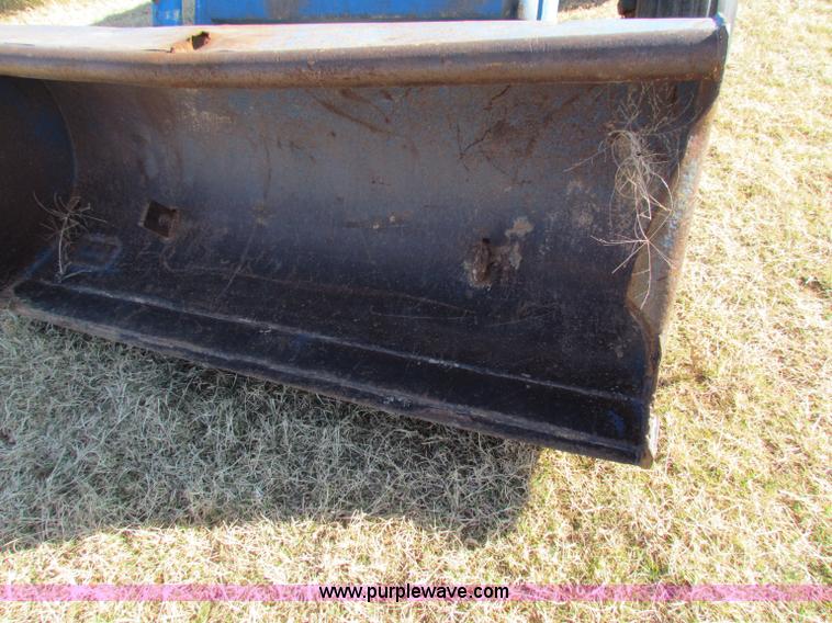 image for item E8189 Ford tractor with loader