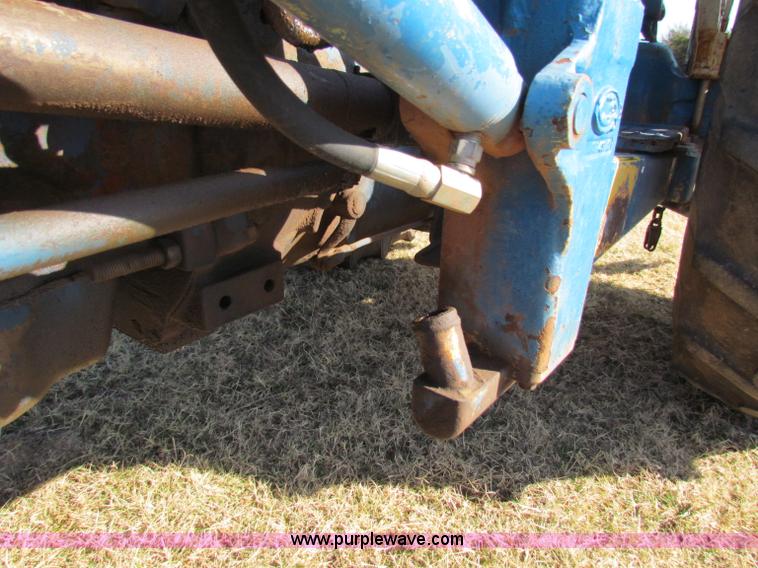 image for item E8189 Ford tractor with loader