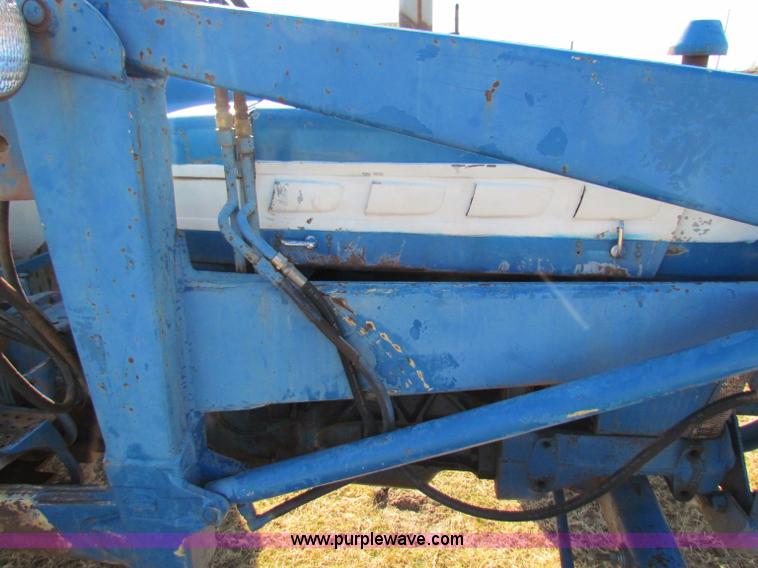 image for item E8189 Ford tractor with loader