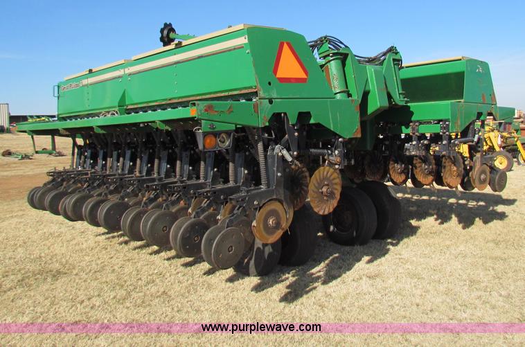 image for item E8193 1996 Great Plains Solid Stand 3010NT no-till grain drill