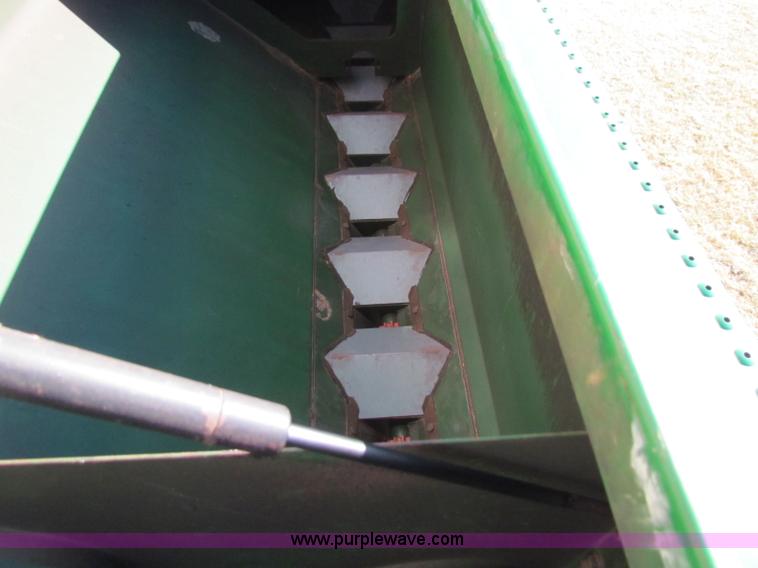 image for item E8193 1996 Great Plains Solid Stand 3010NT no-till grain drill