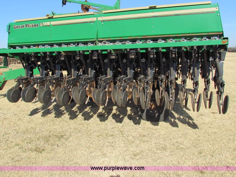 image for item E8193 1996 Great Plains Solid Stand 3010NT no-till grain drill