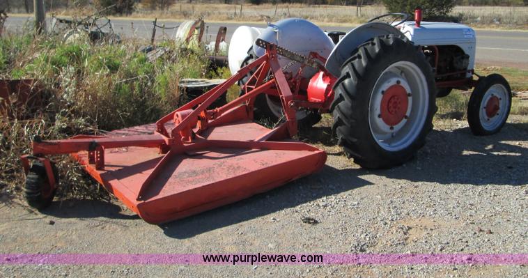 image for item F3064 1943 Ford 2N tractor