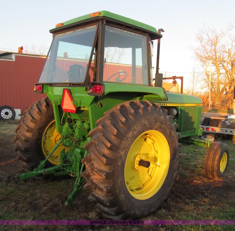 image for item F4681 1974 John Deere 4230 tractor
