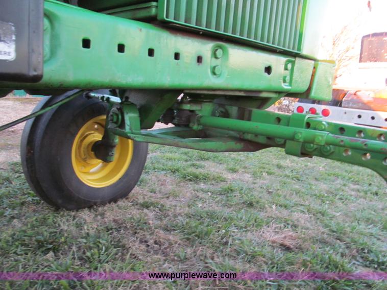 image for item F4681 1974 John Deere 4230 tractor