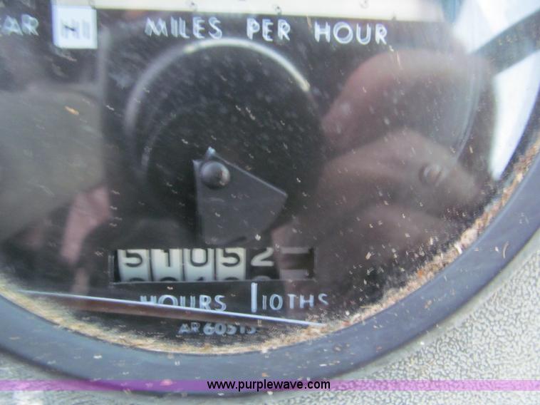 image for item F4681 1974 John Deere 4230 tractor