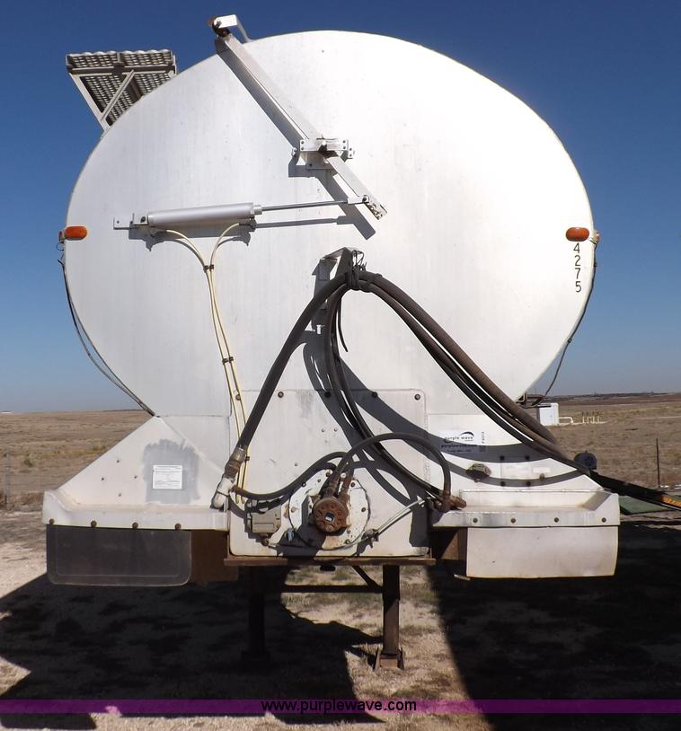 image for item F6313 1997 Warren hydraulic feed body trailer