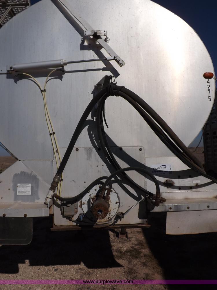 image for item F6313 1997 Warren hydraulic feed body trailer