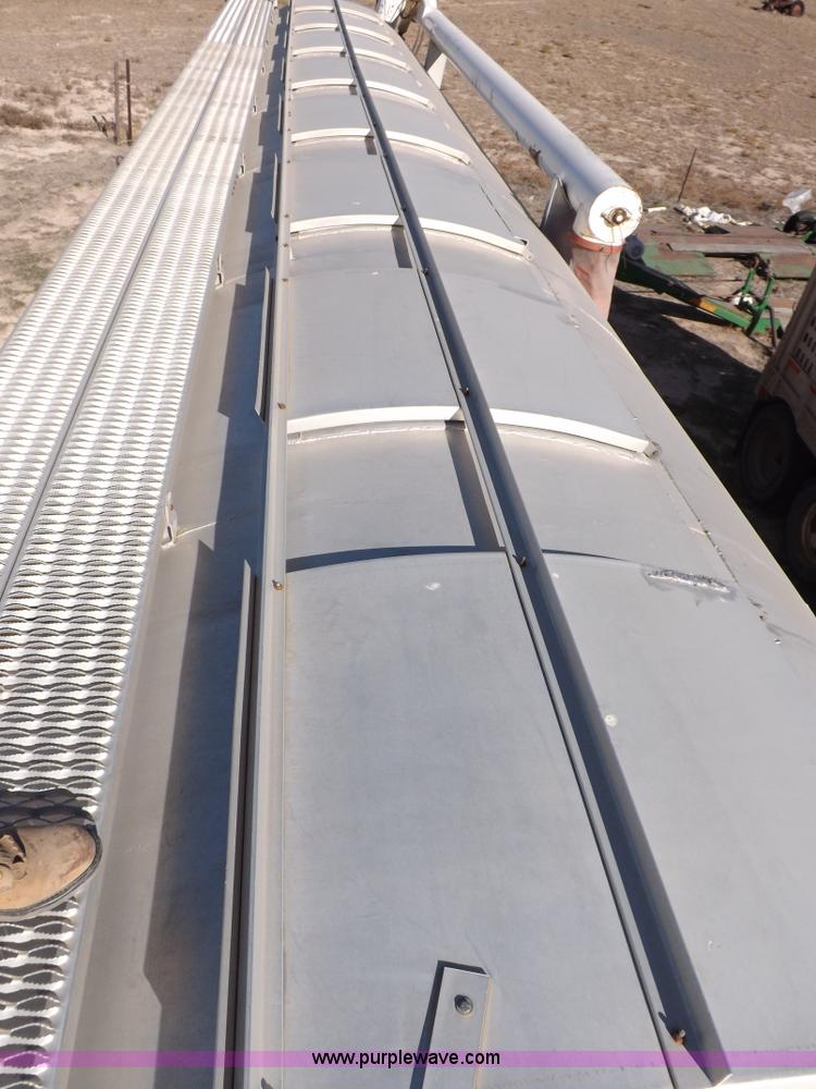 image for item F6313 1997 Warren hydraulic feed body trailer