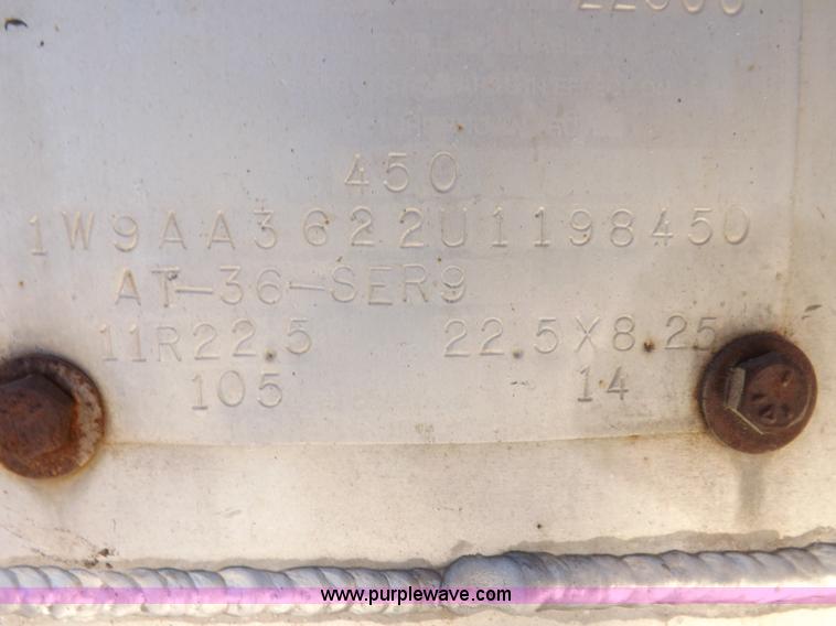 image for item F6313 1997 Warren hydraulic feed body trailer