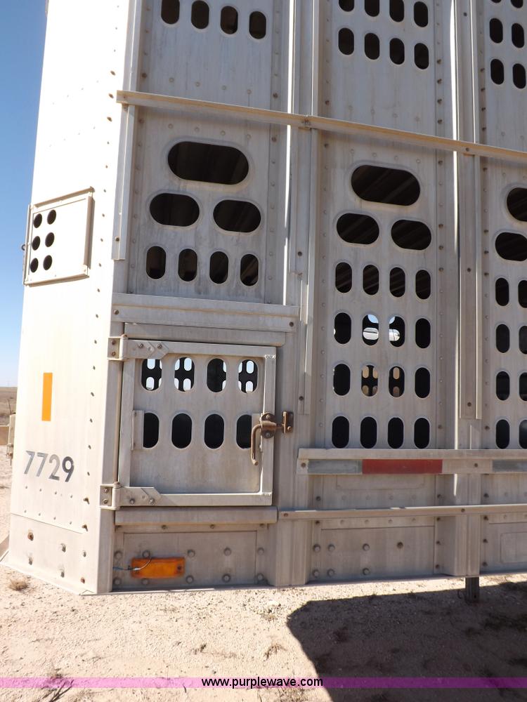 image for item F6316 1991 Barrett livestock trailer