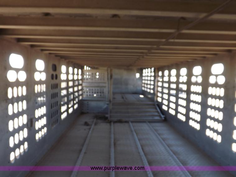 image for item F6316 1991 Barrett livestock trailer