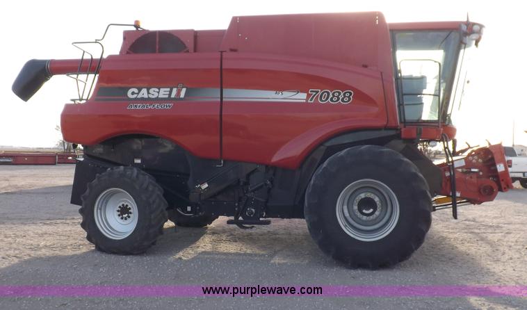 image for item F6319 2010 Case IH 7088 AFS combine