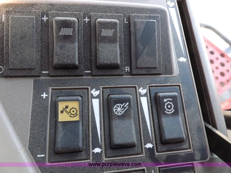 image for item F6319 2010 Case IH 7088 AFS combine