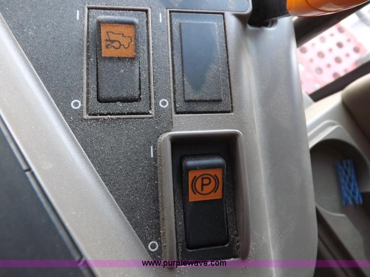 image for item F6319 2010 Case IH 7088 AFS combine