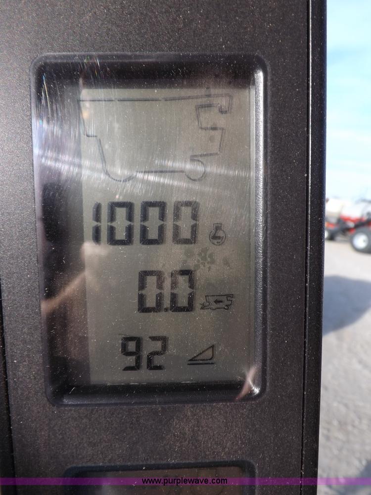 image for item F6319 2010 Case IH 7088 AFS combine