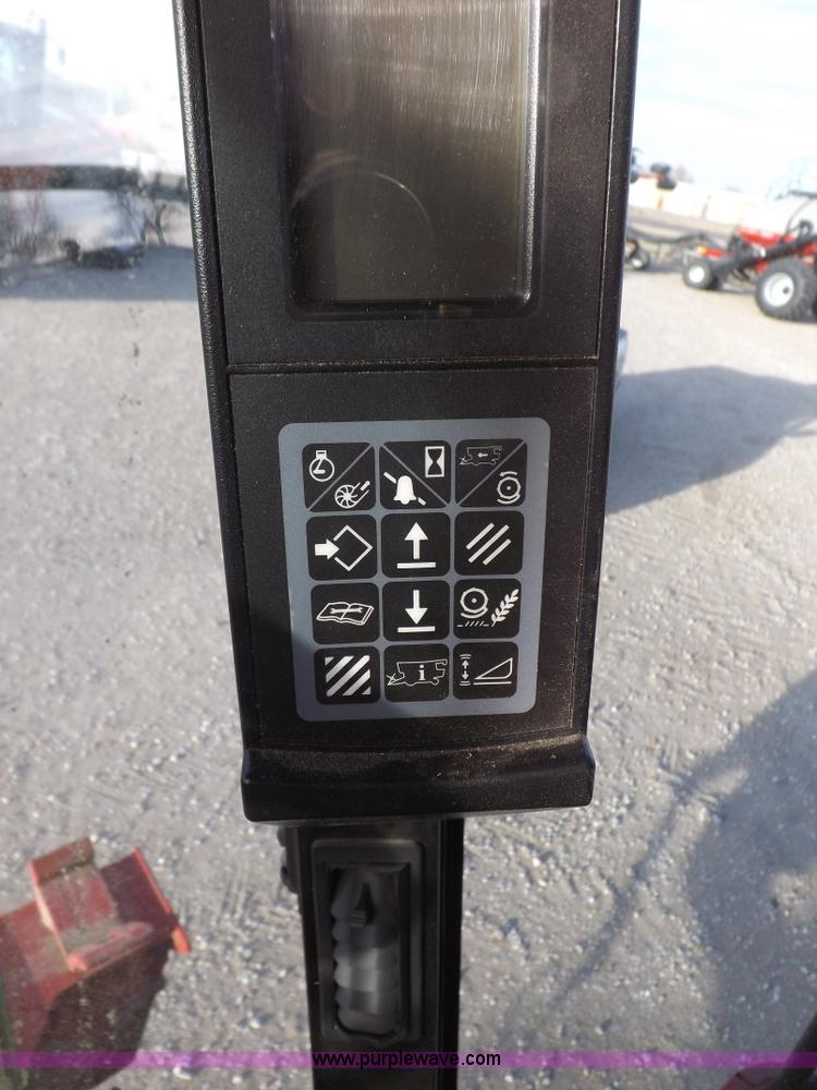 image for item F6319 2010 Case IH 7088 AFS combine