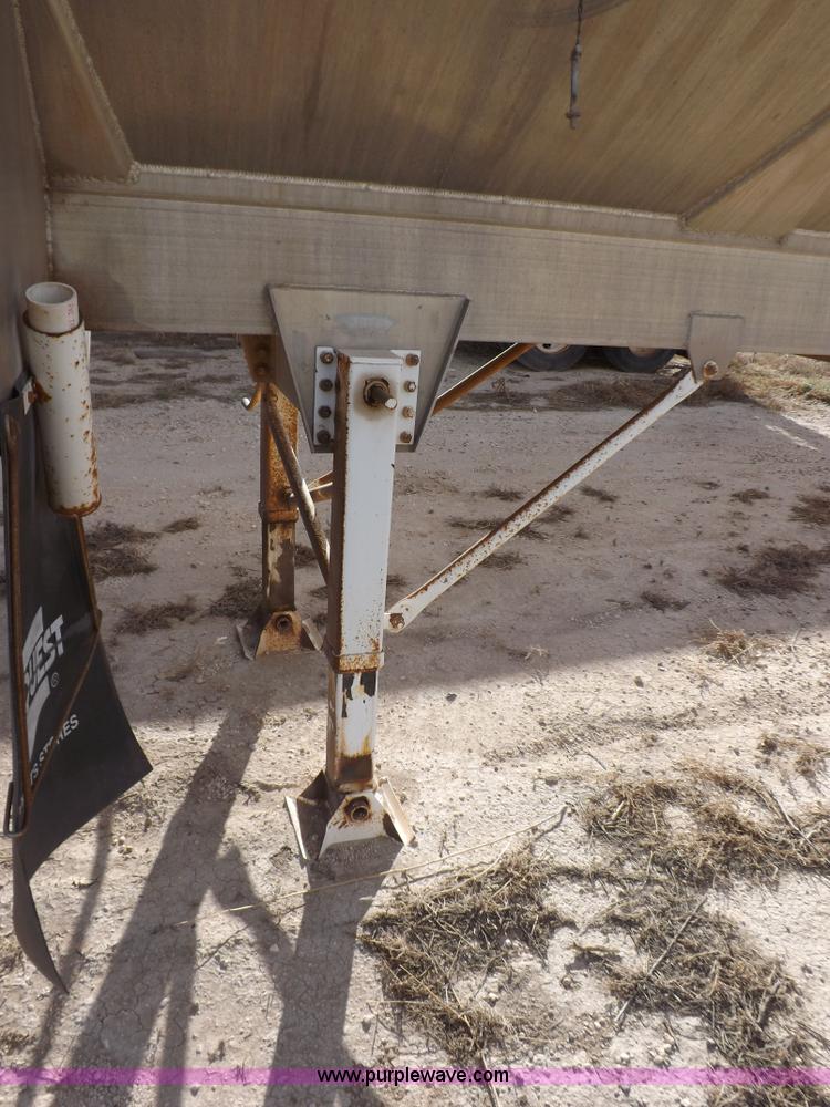 image for item F6339 2000 Pacer hydraulic feed body trailer