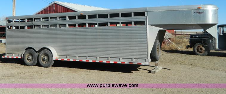 image for item G7571 1999 Sooner aluminum stock trailer