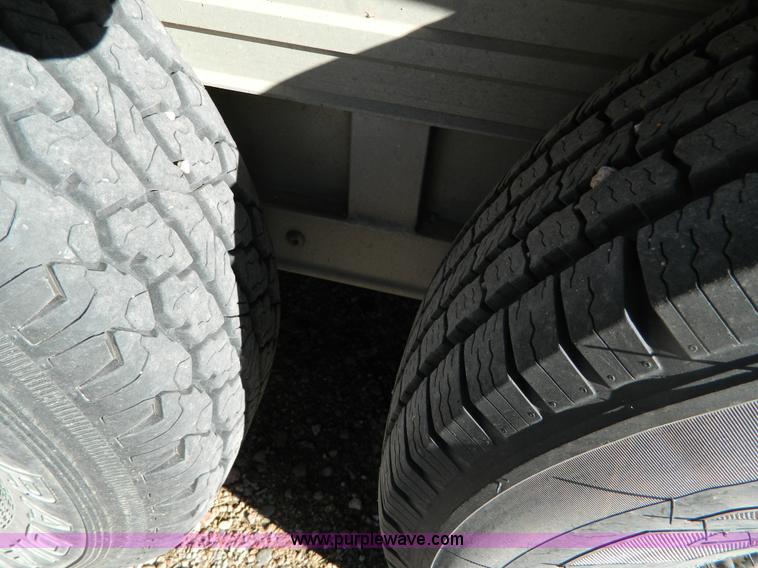 image for item G7571 1999 Sooner aluminum stock trailer