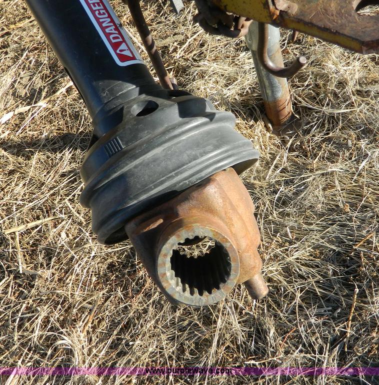 image for item G7578 HayBuster H-1000 Big Bite series tub grinder