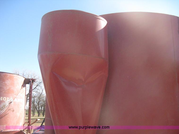 image for item M9122 International 1150 grinder/mixer