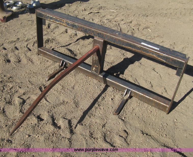 image for item M9127 Hay spear loader attachment