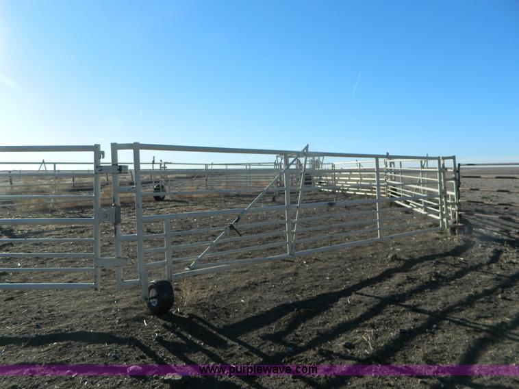 image for item S9215 Wilson portable corral system transport unit