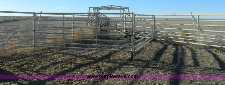 image for item S9215 Wilson portable corral system transport unit