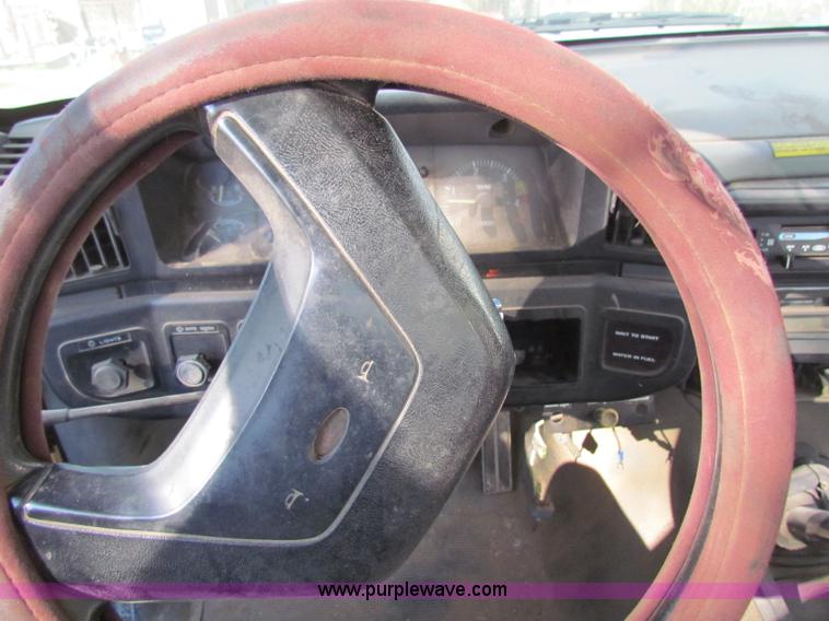 image for item B1667 1991 Ford F350 Custom rollback truck