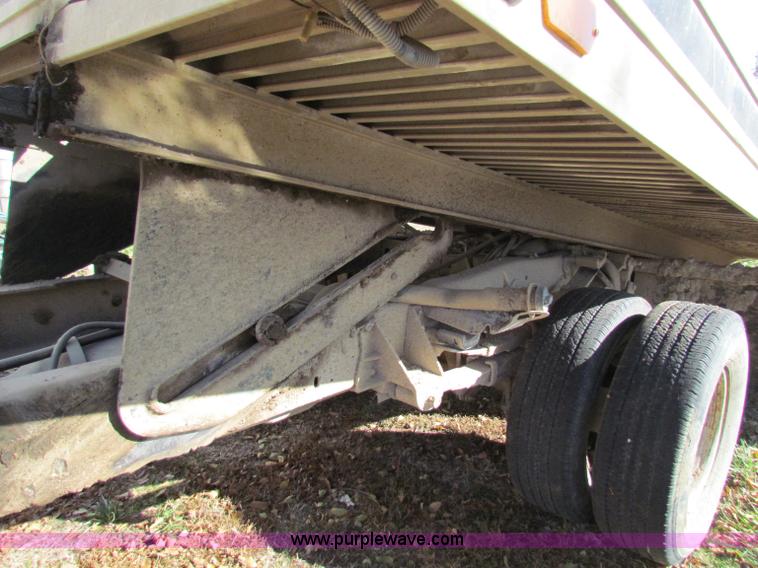 image for item B1667 1991 Ford F350 Custom rollback truck