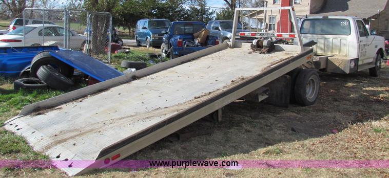 image for item B1667 1991 Ford F350 Custom rollback truck