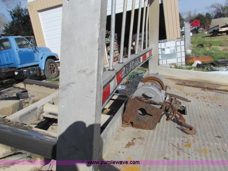 image for item B1667 1991 Ford F350 Custom rollback truck