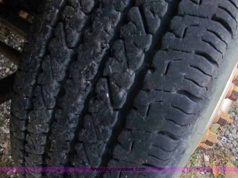 image for item B1667 1991 Ford F350 Custom rollback truck