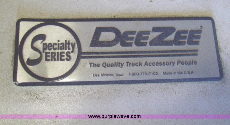 image for item B1672 DeeZee 40 gallon fuel tank